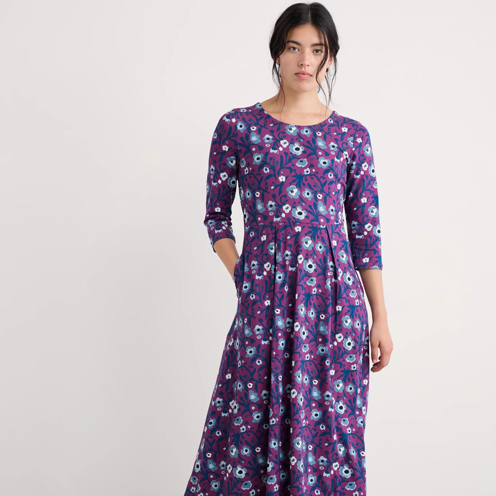 Veronica Midi Dress in GOTS-Certified Organic Cotton Jersey 2 use