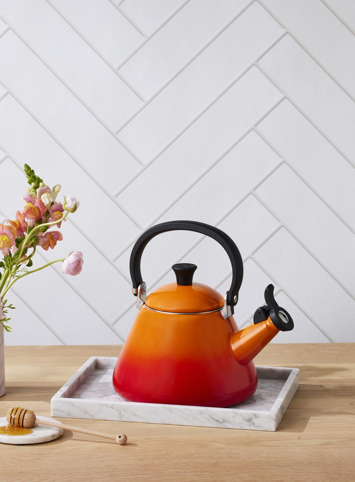 Le Creuset Kone Kettle