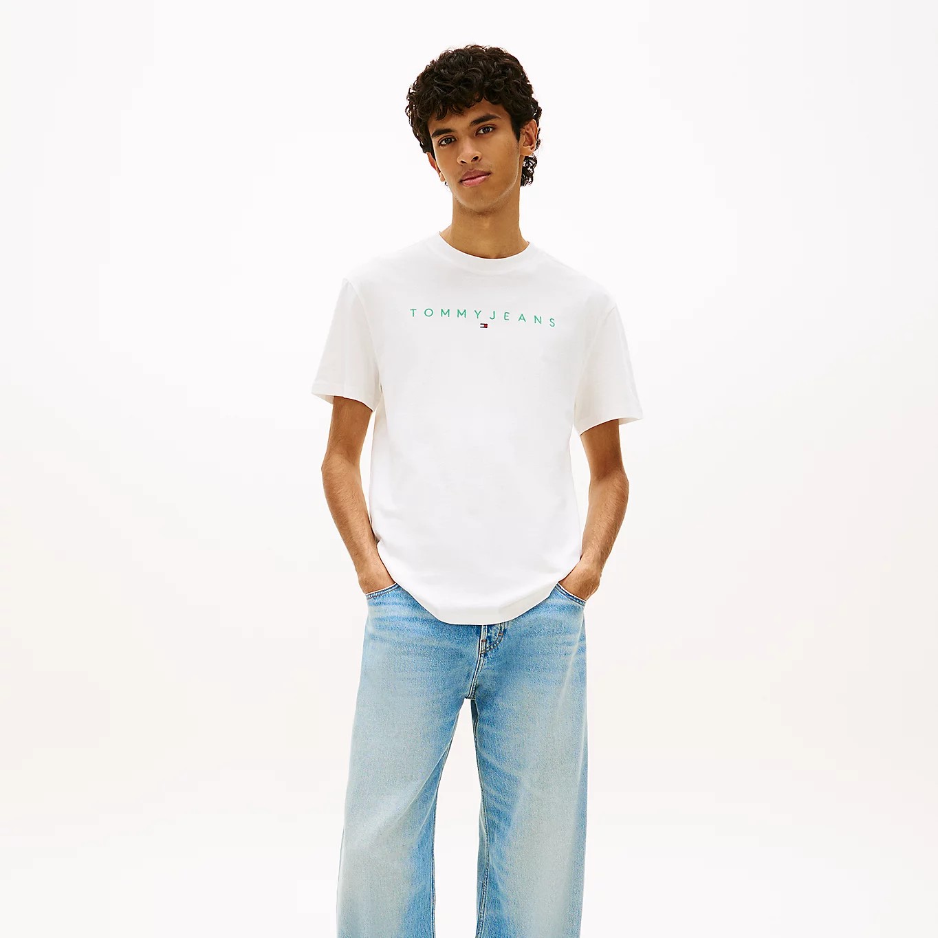 Tommy Jeans Linear Logo Embroidery Jersey T-Shirt